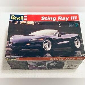 REVELL Sting Ray III Model Kit- Unopened